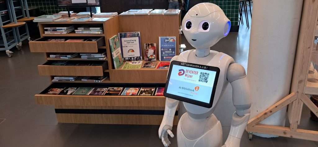 Pepper tijdens informatiemiddag